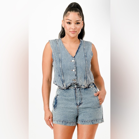 Classic denim vest and short pants set women’s - Picture 1 of 8